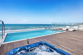Ocean View Luxury in Periscope