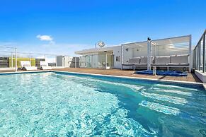 Ocean View Luxury in Periscope