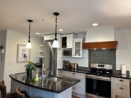 Solara Corner Suite-Pool & Hot Tub & Spa