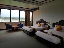 Royal Mekong Riverside Hotel