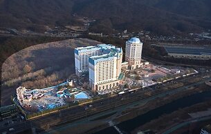 Islandcastle hotel&water park