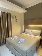 The Center Suites Cebu
