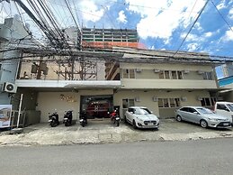 The Center Suites Cebu