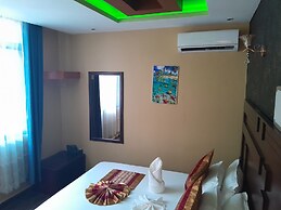 MAZOLA DIAMOND HOTEL