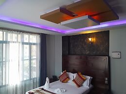 MAZOLA DIAMOND HOTEL