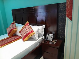 MAZOLA DIAMOND HOTEL