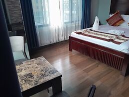 MAZOLA DIAMOND HOTEL