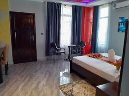 MAZOLA DIAMOND HOTEL