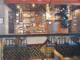 MAZOLA DIAMOND HOTEL