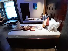 MAZOLA DIAMOND HOTEL