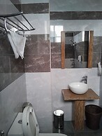 MAZOLA DIAMOND HOTEL