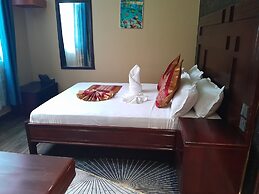 MAZOLA DIAMOND HOTEL