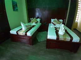 MAZOLA DIAMOND HOTEL