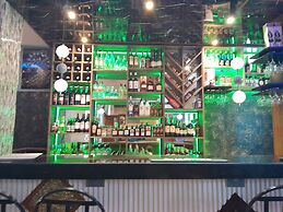 MAZOLA DIAMOND HOTEL