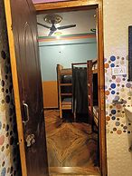 Majestic Mountain Bhaiji Guest House