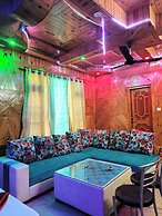 Majestic Mountain Bhaiji Guest House