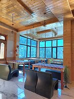 Majestic Mountain Bhaiji Guest House