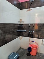 Majestic Mountain Bhaiji Guest House