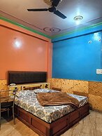 Majestic Mountain Bhaiji Guest House