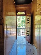 Majestic Mountain Bhaiji Guest House