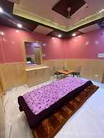 Majestic Mountain Bhaiji Guest House