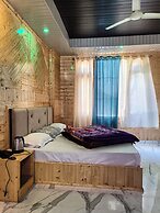 Majestic Mountain Bhaiji Guest House