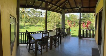 Villa de Lagoon View