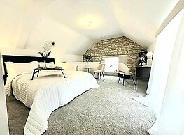 Justaura Retreat Branston