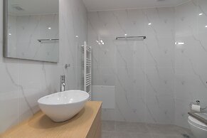 Leochares Lifestyle Apartments