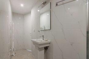 Leochares Lifestyle Apartments