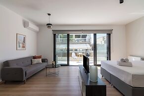 Leochares Lifestyle Apartments