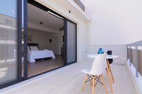 Leochares Lifestyle Apartments