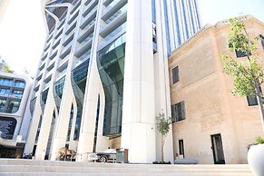 Luxury High Floor Suite Mercury Towers