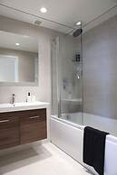 Luxury High Floor Suite Mercury Towers