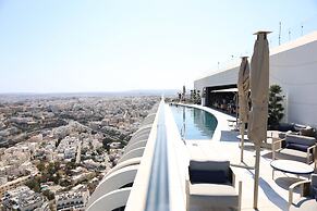 Luxury High Floor Suite Mercury Towers