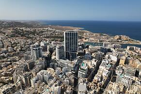 Luxury High Floor Suite Mercury Towers