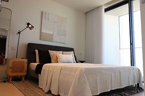 Luxury High Floor Suite Mercury Towers