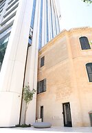 Luxury High Floor Suite Mercury Towers