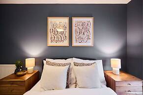 The River Lea Escape - Charming & Bright 2bdr Flat