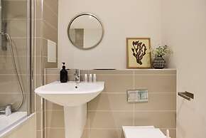 The River Lea Escape - Charming & Bright 2bdr Flat