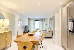 The River Lea Escape - Charming & Bright 2bdr Flat
