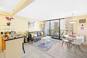 Waikiki Sunset Close to Beach with Parking