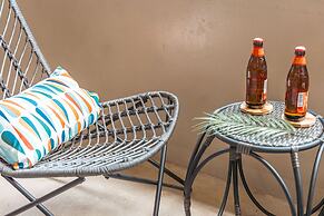 Diamond Head View with King Bed and Double Bed and Parking