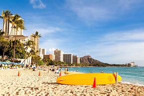 Diamond Head View with King Bed and Double Bed and Parking