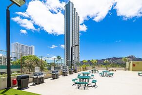 Diamond Head View with King Bed and Double Bed and Parking