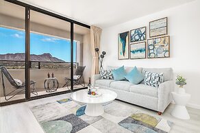 Diamond Head View with King Bed and Double Bed and Parking