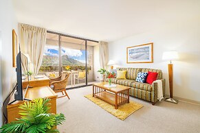 Diamond Head View with King Bed and Double Bed and Parking