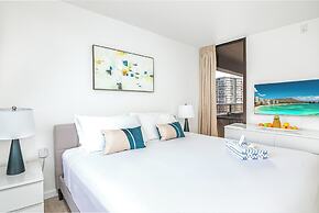 Diamond Head View with King Bed and Double Bed and Parking