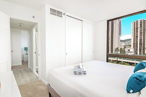 Diamond Head View with King Bed and Double Bed and Parking