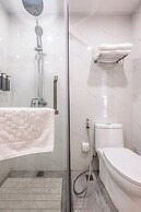 Wealth Mansion Suite River View by Soben